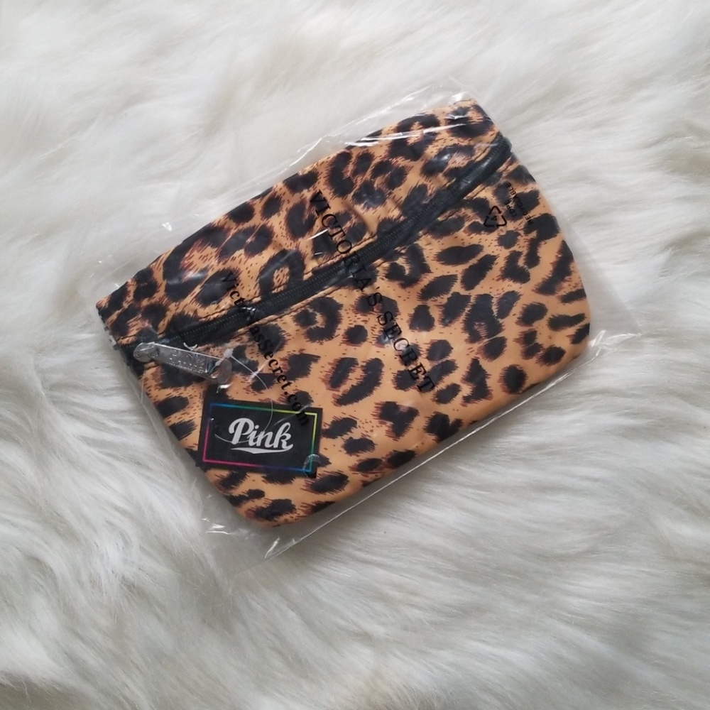 LAST ONE!!! NWT Victoria's Secret PINK Fanny Pack - Picture 2 of 7
